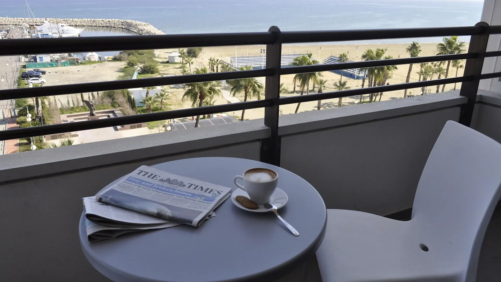 Sun Hall Hotel Larnaca