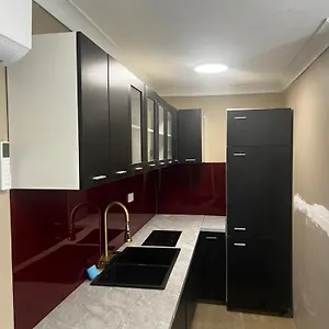 https://hostel-palm-hamilton-backpacker.queenslandhotels.net