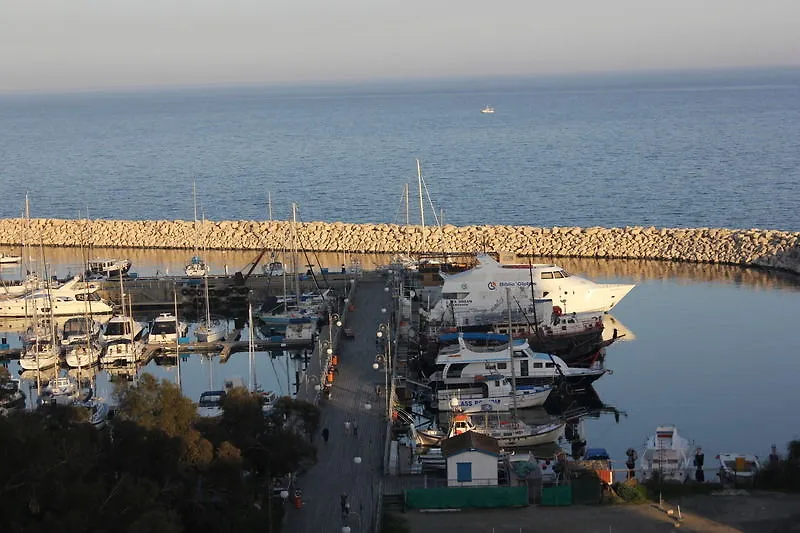 Sun Hall Hotel Larnaca